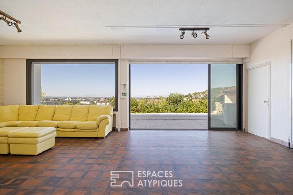 Une architecture contemporaine ouverte sur un panorama d’exception