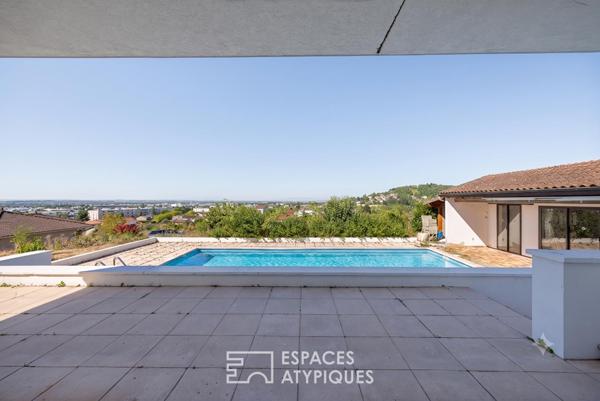 Une architecture contemporaine ouverte sur un panorama d’exception