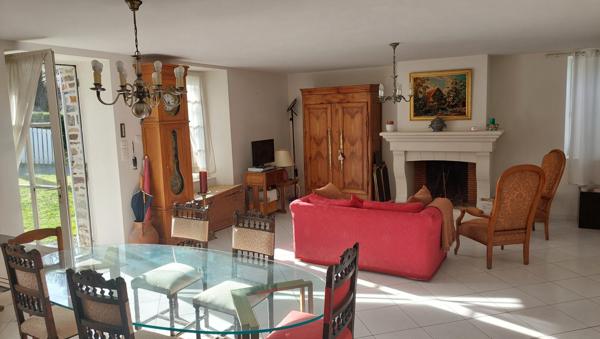 Maison d'environ 142m², 4 chambres