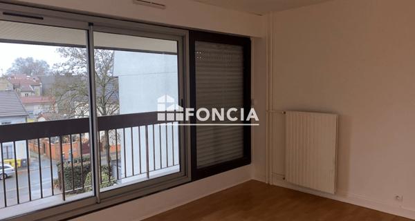 Location Appartement 3 pièces 67.5 m² - Créteil 94000