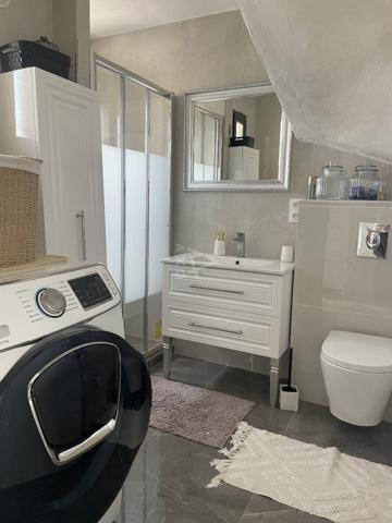 Villa R+1 de 140 m² avec garage et piscine