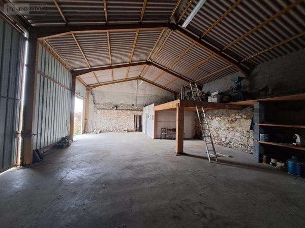 Maison à vendre à Saint-Georges dans le Cantal (15100), ref : 044/1218