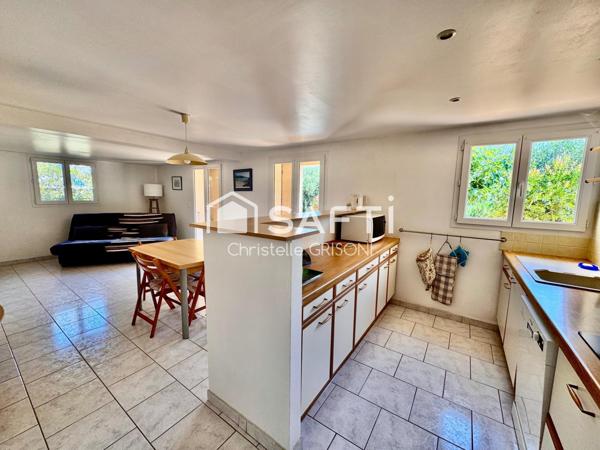 Villa familiale avec T2 indépendant, piscine, jardin vue dégagée