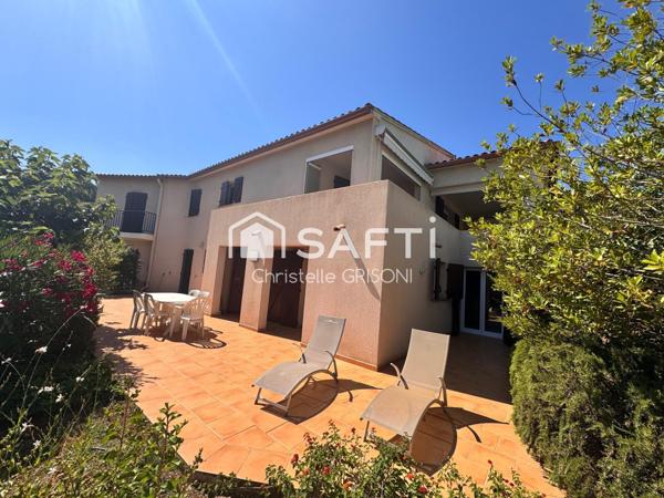 Villa familiale avec T2 indépendant, piscine, jardin vue dégagée