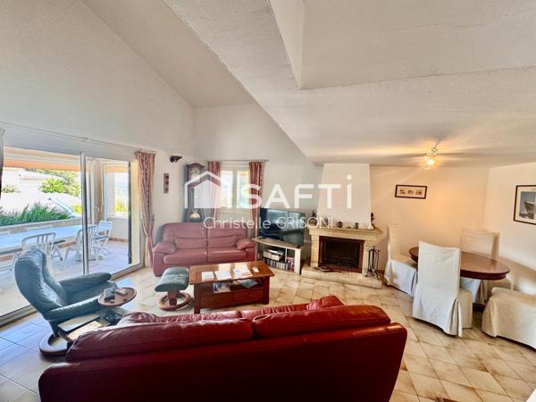 Villa familiale avec T2 indépendant, piscine, jardin vue dégagée