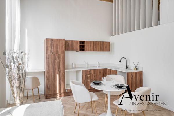 CHARMANT T1 BIS - 50 M2 - MEUBLE - COEUR CROIX-ROUSSE Lyon CHARMANT T1 BIS - 50 M2 - MEUBLE - COEUR CROIX-ROUSSE Lyon