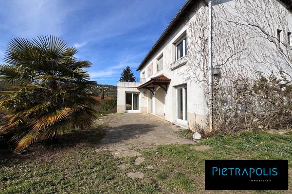 Saint-Didier-au-Mont-d'Or - Grande maison à rénover - Terrain 2400m2