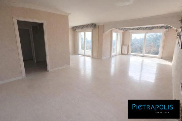 Saint-Didier-au-Mont-d'Or - Grande maison à rénover - Terrain 2400m2