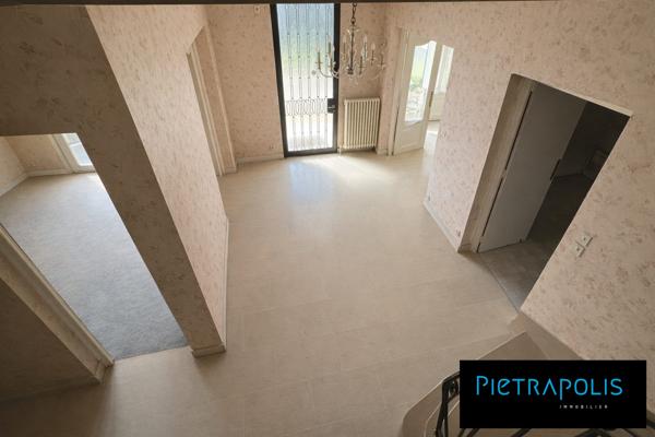 Saint-Didier-au-Mont-d'Or - Grande maison à rénover - Terrain 2400m2