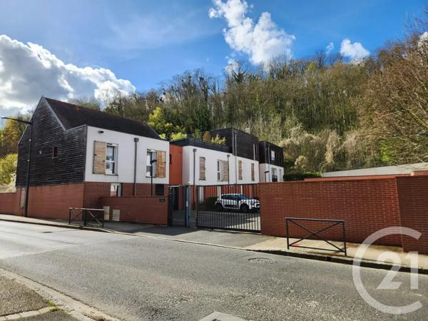 Appartement F1 à vendre  1 pièce - 27,68 m 2   COMPIEGNE  - 60