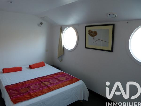 Immeuble à vendre 300 m² Arles