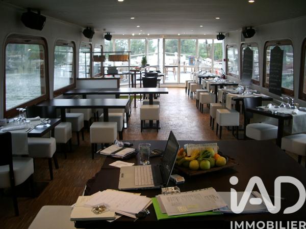 Immeuble à vendre 300 m² Arles