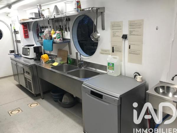 Immeuble à vendre 300 m² Arles