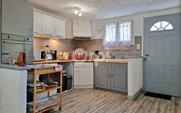 Maison à vendre    6 pièces •  Saint-Privat-des-Vieux