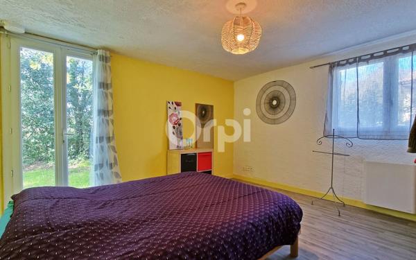 Maison à vendre    6 pièces •  Saint-Privat-des-Vieux