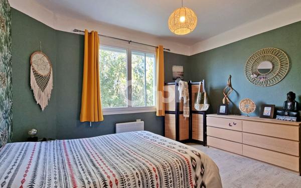 Maison à vendre    6 pièces •  Saint-Privat-des-Vieux