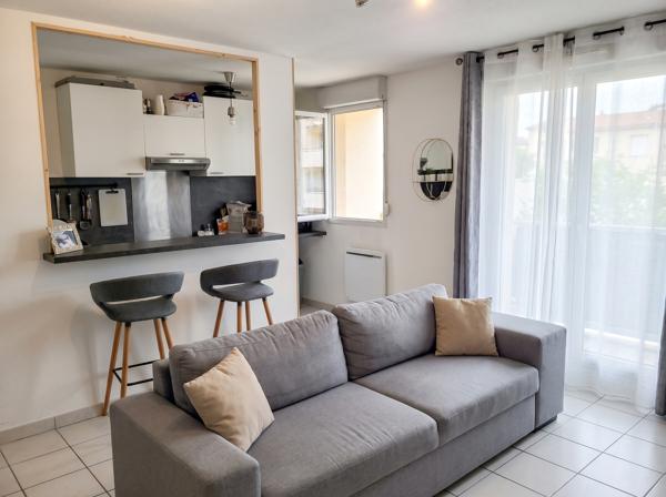 Appartement
         2 pièces
        - 47 m² Exclusivité 88 900 € *