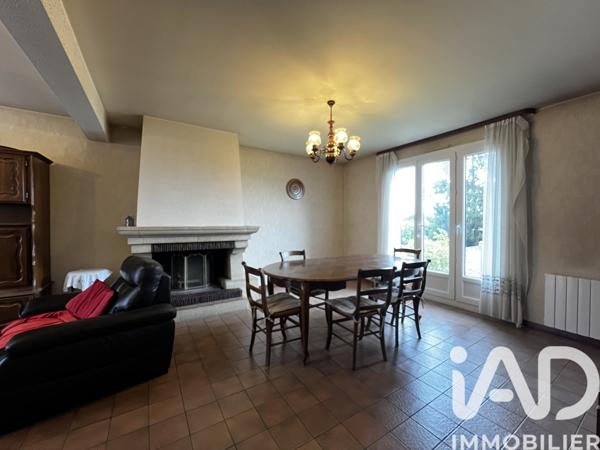 Maison à vendre 8 pièces 127 m² Paray-Vieille-Poste