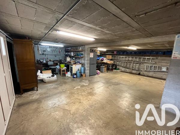 Maison à vendre 8 pièces 127 m² Paray-Vieille-Poste