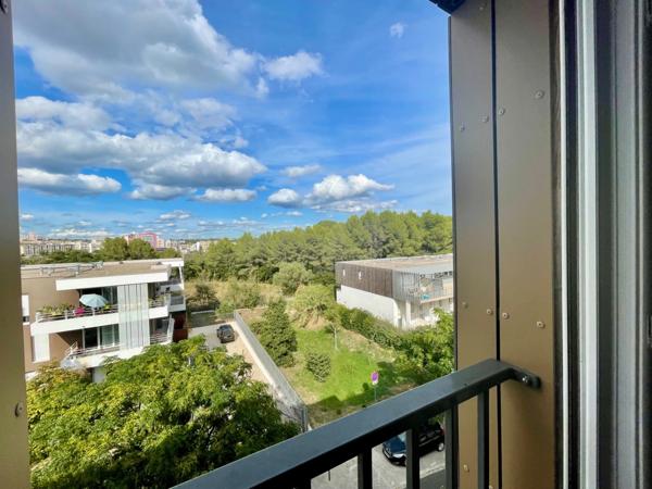 Appartement T2 à vendre – Résidence Seniors Juvignac (34)– Confort, sécurité, tranquillité- Proche commerce et tram