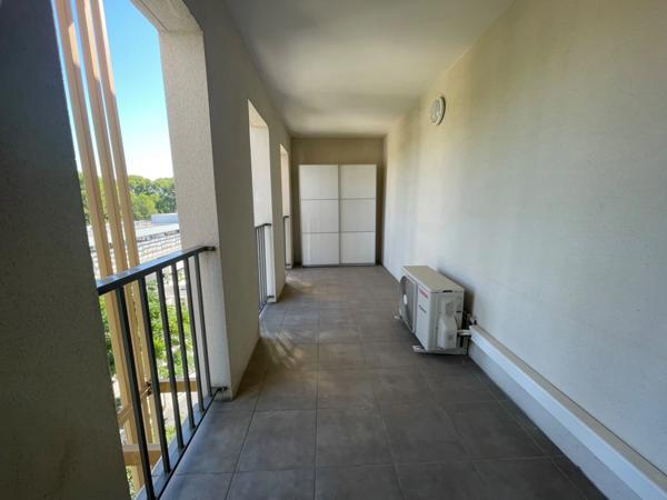 Appartement T2 à vendre – Résidence Seniors Juvignac (34)– Confort, sécurité, tranquillité- Proche commerce et tram