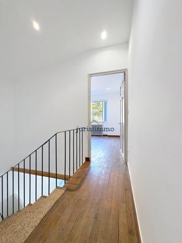 Vaison-la-Romaine (84110) Vaison-la-Romaine - Maison de ville entre charme et modernité, vue remarquable