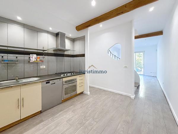 Vaison-la-Romaine (84110) Vaison-la-Romaine - Maison de ville entre charme et modernité, vue remarquable