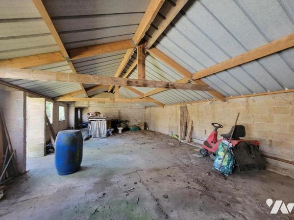 Bâtiments dans hameau