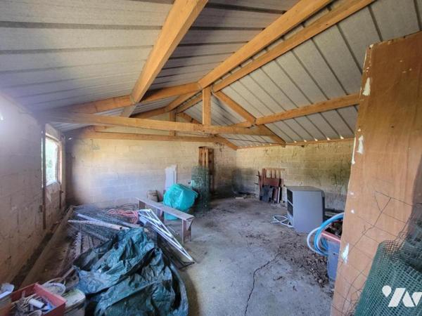 Bâtiments dans hameau