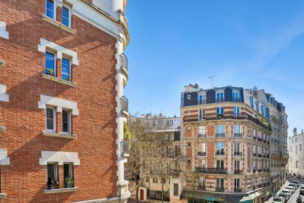Vente Appartement de luxe Paris 18 2 Pièces 83.48 m²