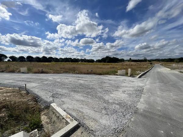 Achat - Terrain à bâtir Châteaugiron 35410 366 m 2
