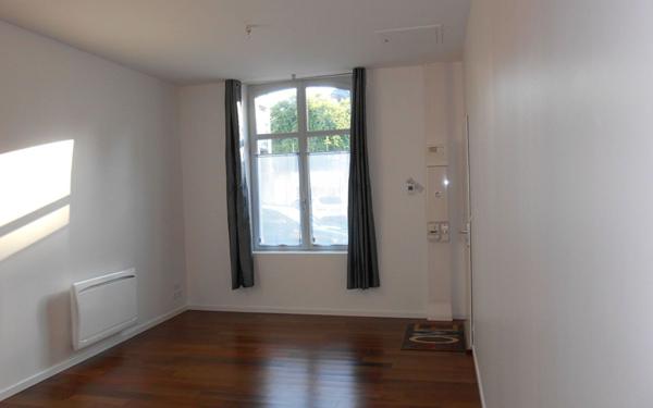 Appartement à louer    1 pièce •  Cholet