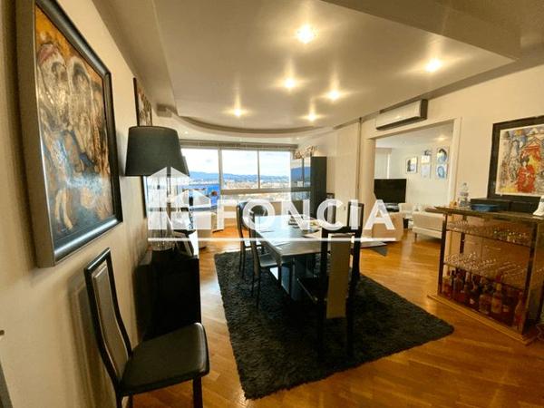 Appartement 8 pièces T8 F8 234 m² à Roanne 42300 à vendre