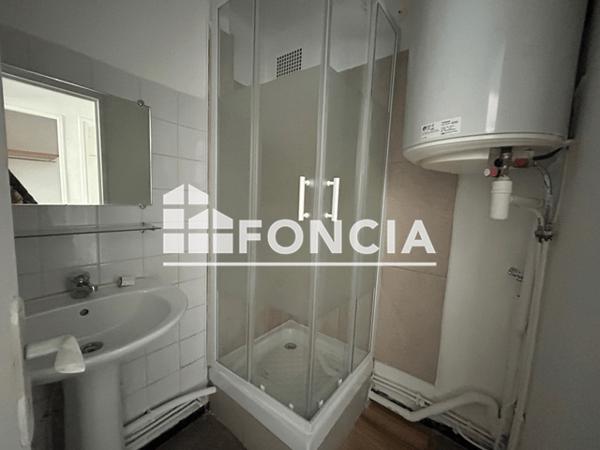 Location Appartement 3 pièces 55 m² - 251 Boulevard CHAVE Marseille 13004