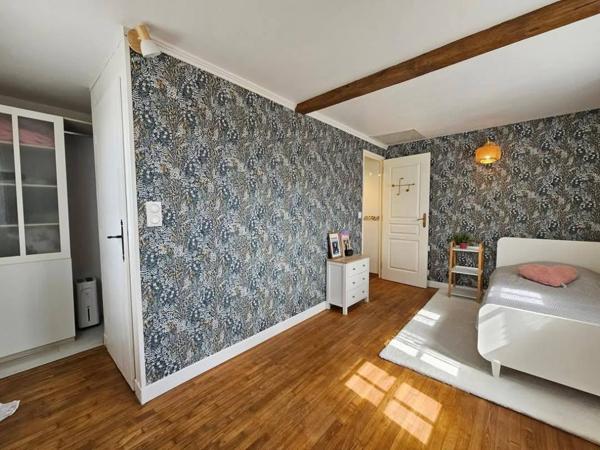 AGEN EST Maison 6 pièce(s) 150 m2 - 4 chambres, garage - vue