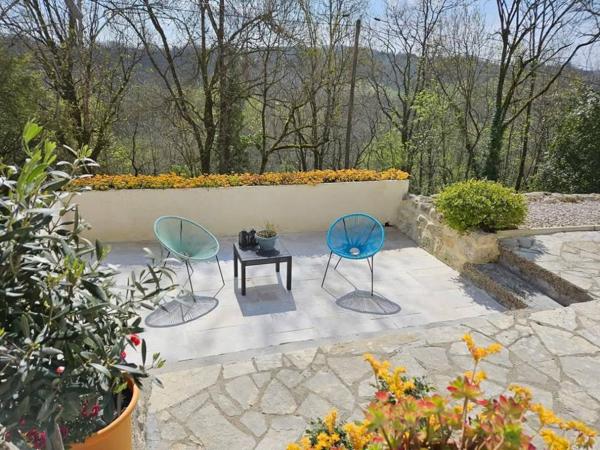 AGEN EST Maison 6 pièce(s) 150 m2 - 4 chambres, garage - vue