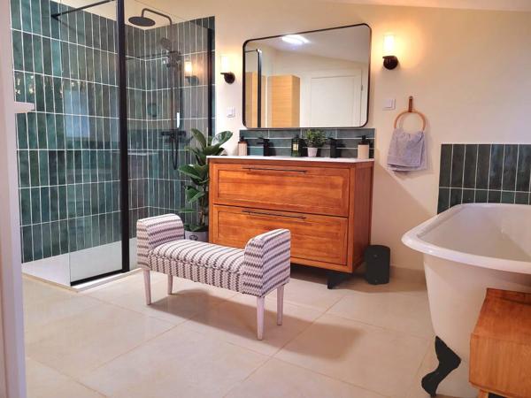 AGEN EST Maison 6 pièce(s) 150 m2 - 4 chambres, garage - vue