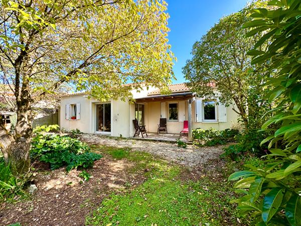 VOUNEUIL SOUS BIARD - POUZIOUX LA JARRIE (86580) - MAISON DE PLAIN-PIED - 3 CHAMBRES 108m² - JARDIN DE 1000m²