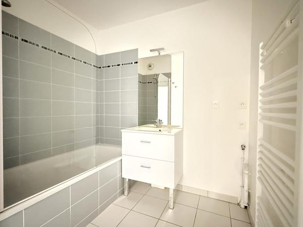 AYTRE APPARTEMENT T3 - 76 m2