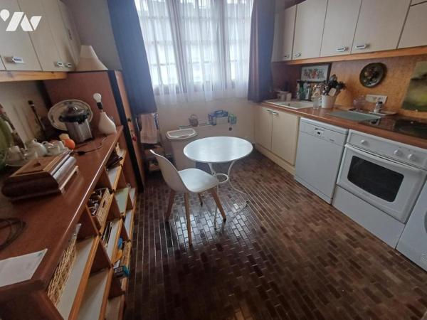 QUARTIER ST ACHEUL, rue calme : Charmante maison de 134 M² AVEC GARAGE ET JARDIN 
