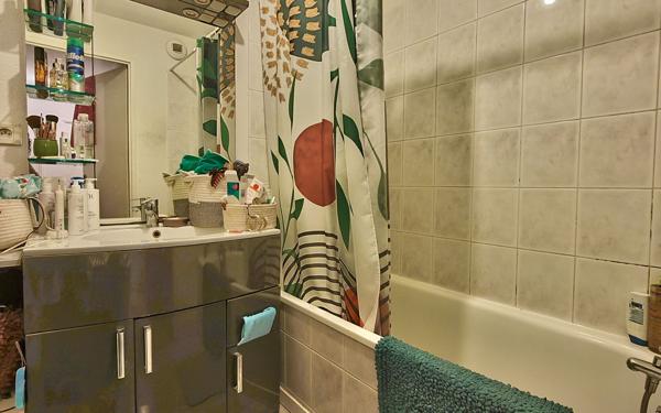 Appartement à vendre    3 pièces • 51,50 m2 Launaguet