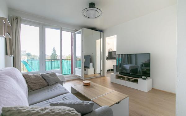 Appartement à vendre    1 pièce • 28,10 m2 Saint-Maur-des-Fossés