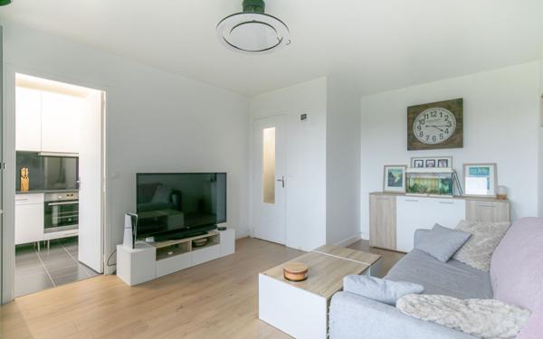 Appartement à vendre    1 pièce • 28,10 m2 Saint-Maur-des-Fossés