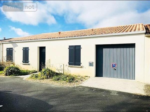 Maison à vendre à Rochefort en Charente-Maritime (17300), ref : 17050-COUP