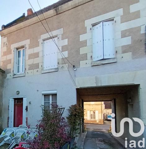 Maison 13 pièces de 307 m² à Noyers-sur-Cher (41140)