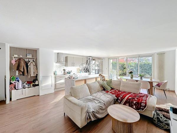 appartement familiale avec jardin privatif