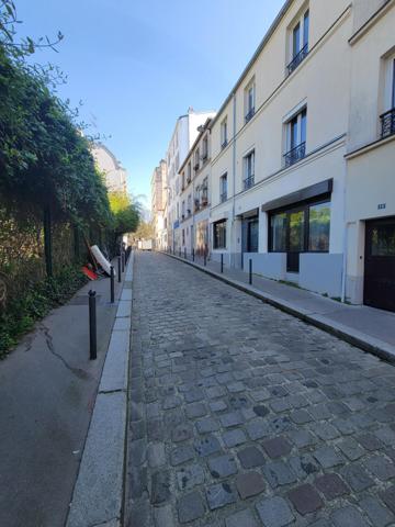 Studio calme et ensoleillé