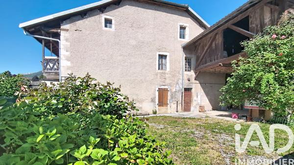 Maison à vendre 4 pièces 259,37 m² Gex