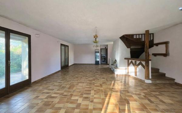 Maison Noyon 5 pièce(s) 128 m2 - Terrain de 734m²