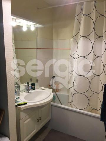 Location 2 Pieces 41 59800 Lille 19 0158 01 0015